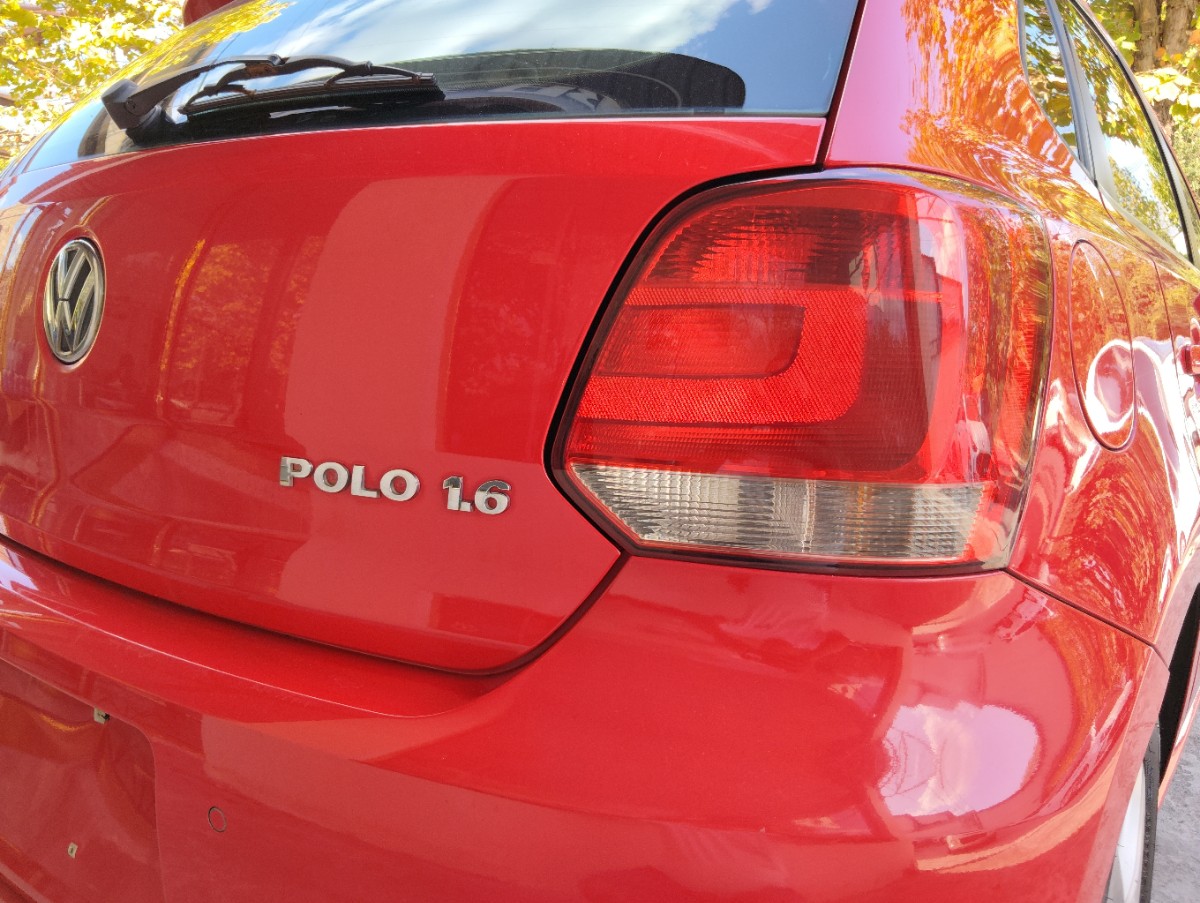 Volkswagen Polo 2012 car image #9