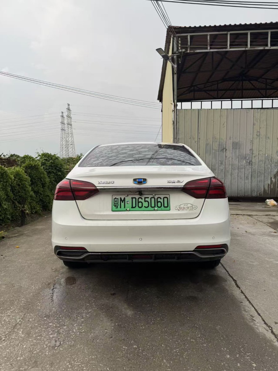 GEELY Emgrand New Energy 2020 #5 GEELY Emgrand New Energy 2020 car image #5