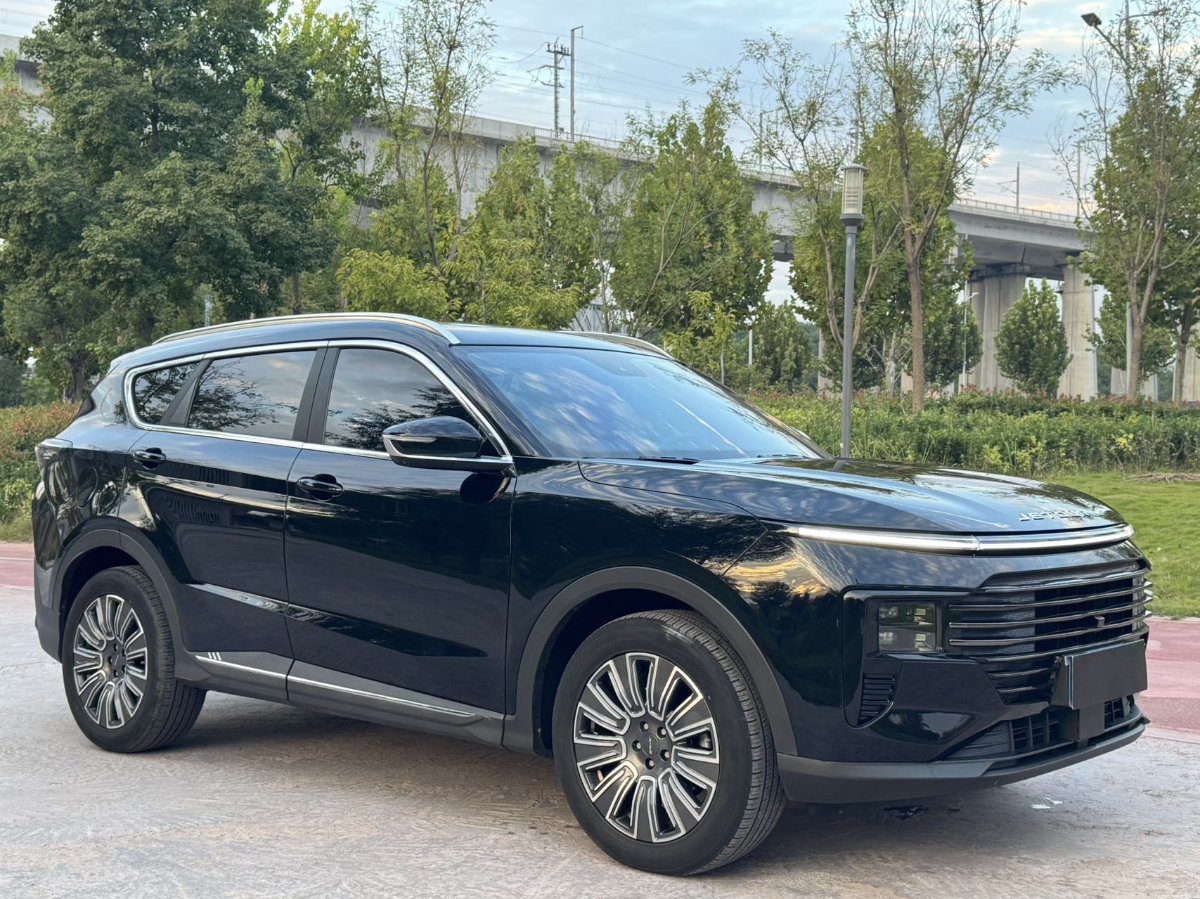 Jetour X70 PLUS 2024 car image #3