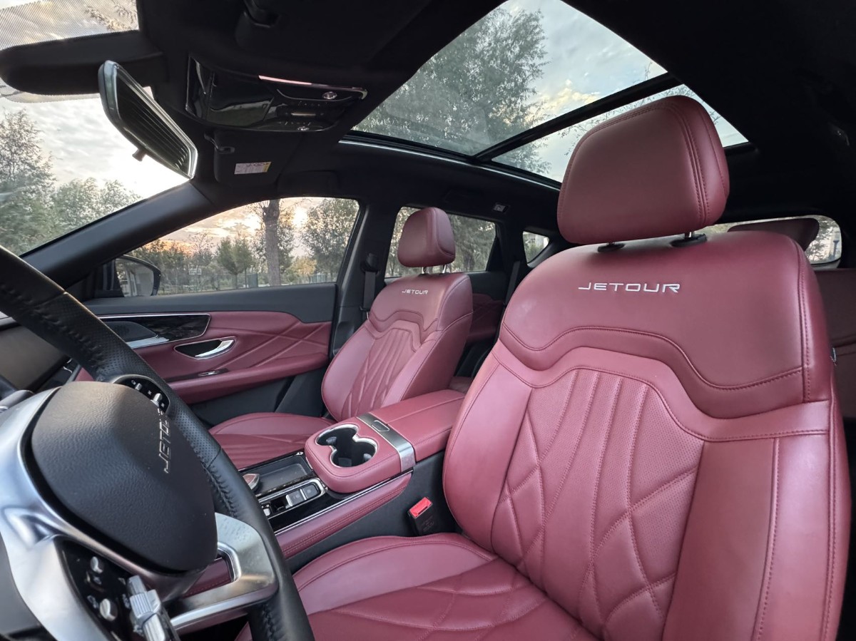Jetour X70 PLUS 2024 car image #8