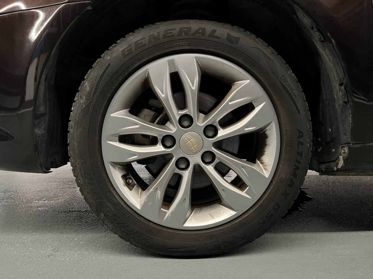 GEELY Emgrand 2016 #10 GEELY Emgrand 2016 car image #10