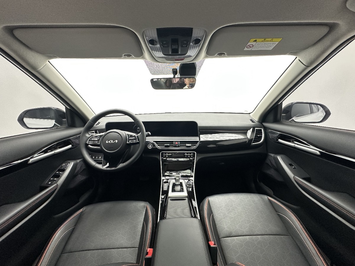 Kia Seltos 2023 car image #6