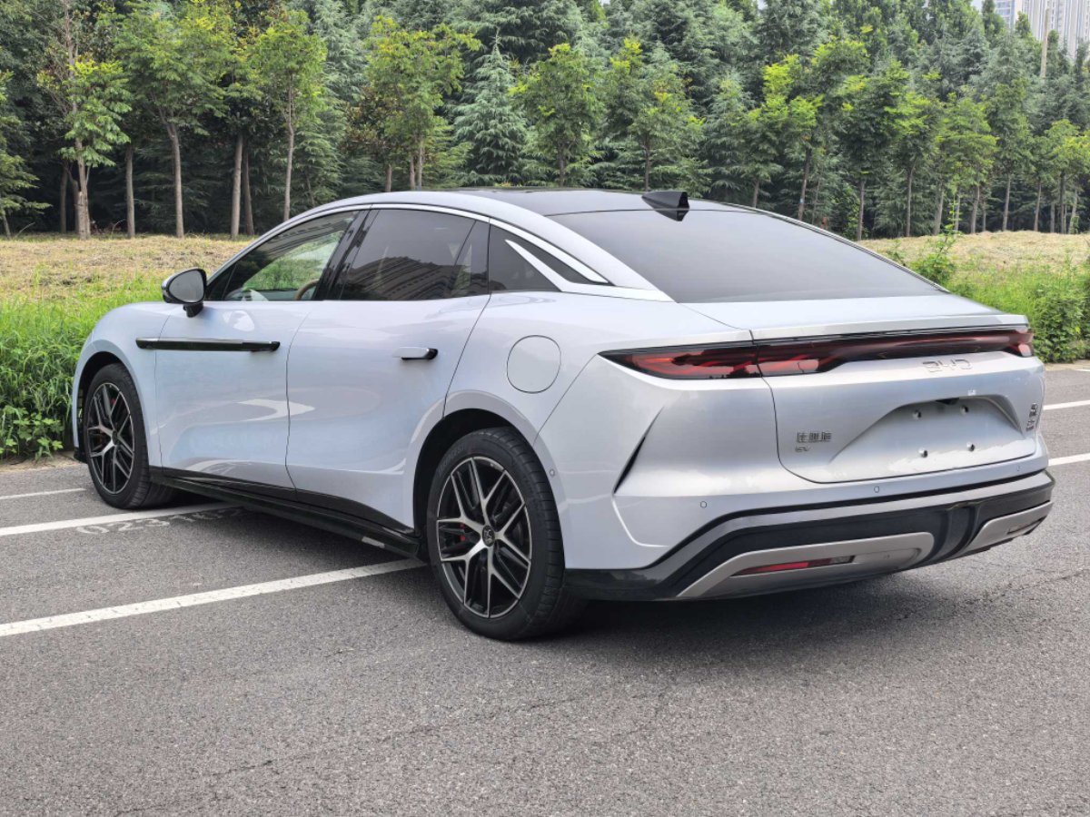 BYD HanL 2025 car image #9