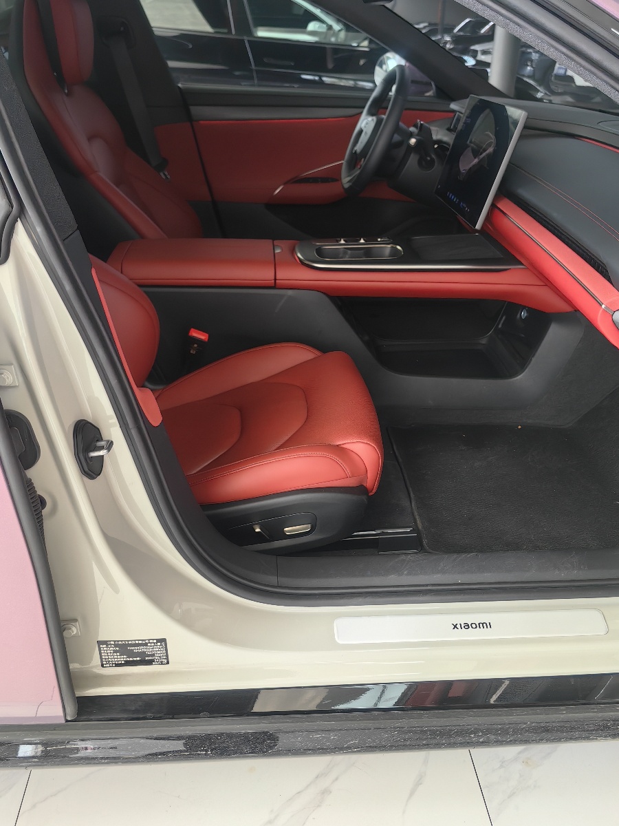 MI SU7 2025 car image #4