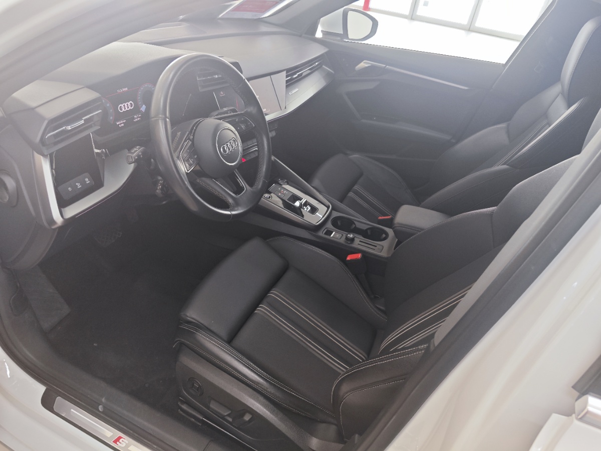 Audi A3 2023 صورة سيارة #3