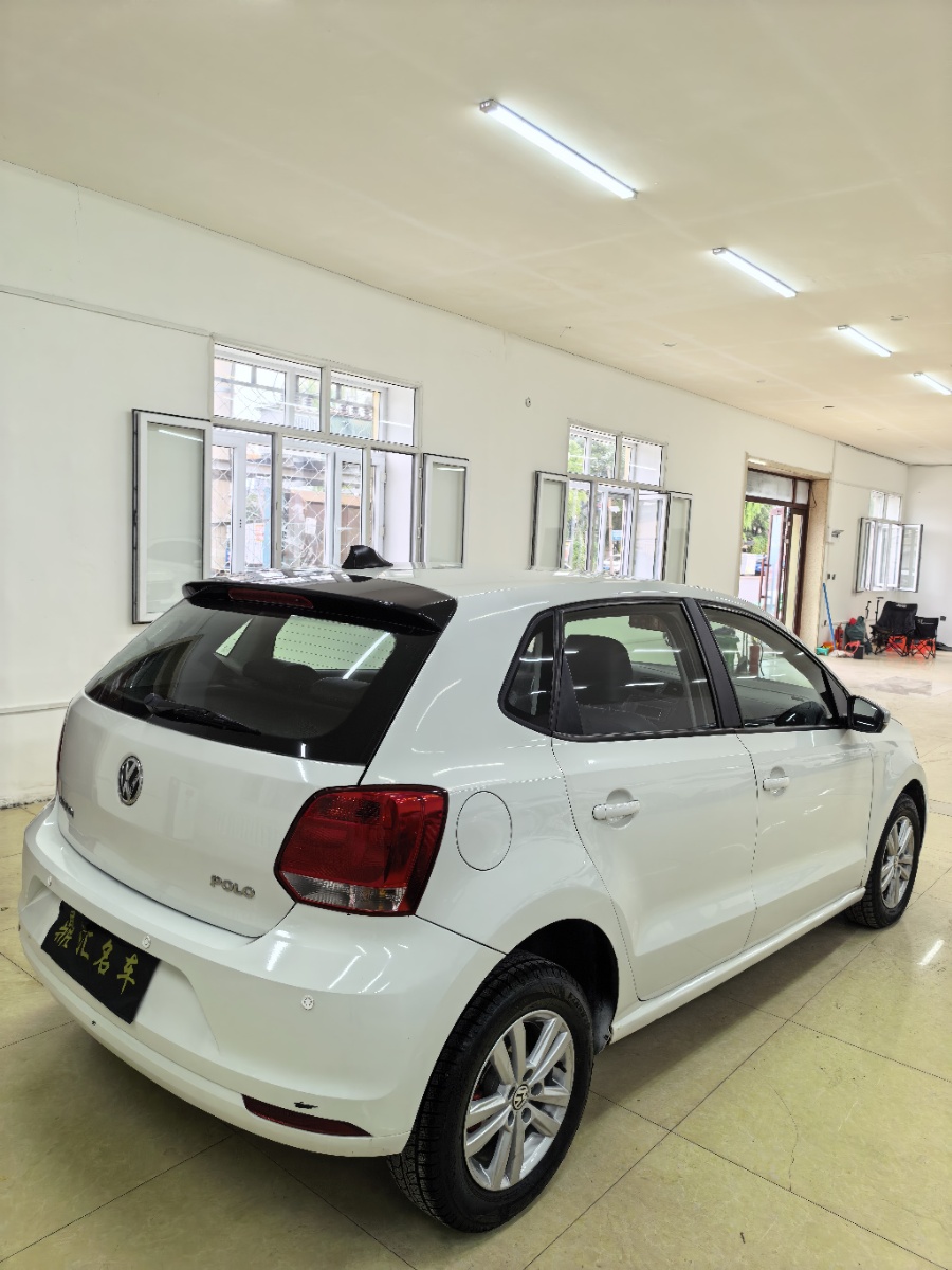 Volkswagen Polo 2018 car image #6