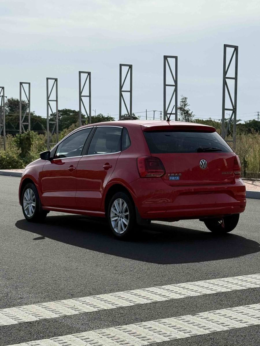 Volkswagen Polo 2014 #4 Volkswagen Polo 2014 car image #4