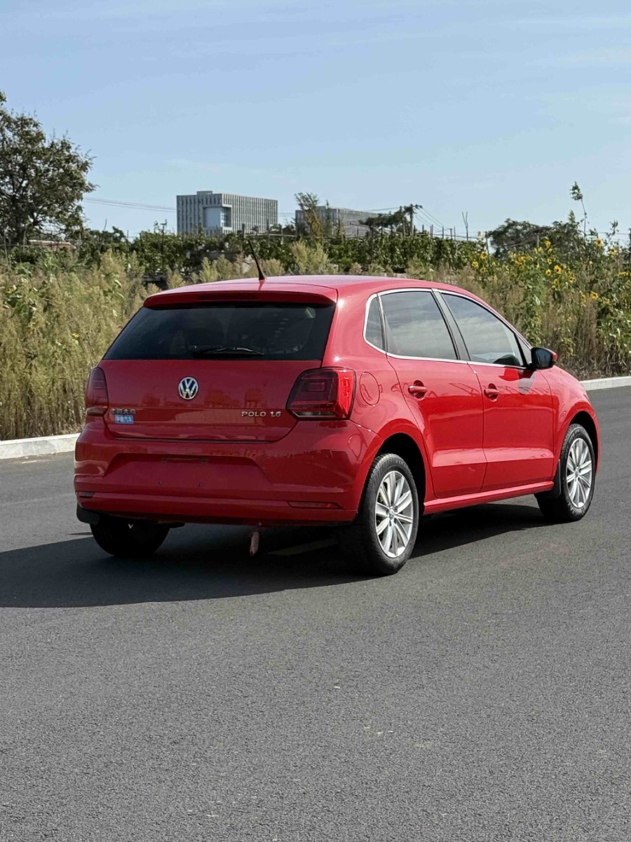 Volkswagen Polo 2014 #6 Volkswagen Polo 2014 car image #6