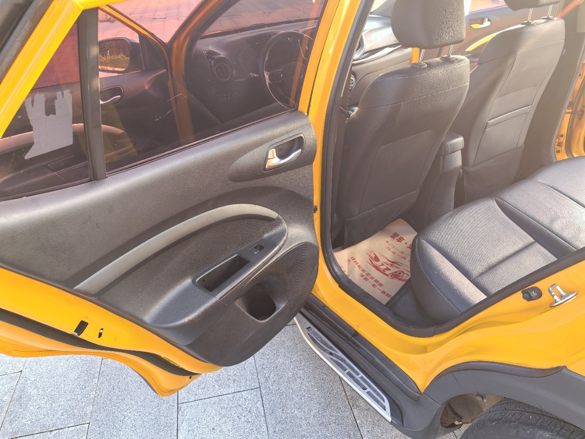 Kia KX1 2020 car image #5