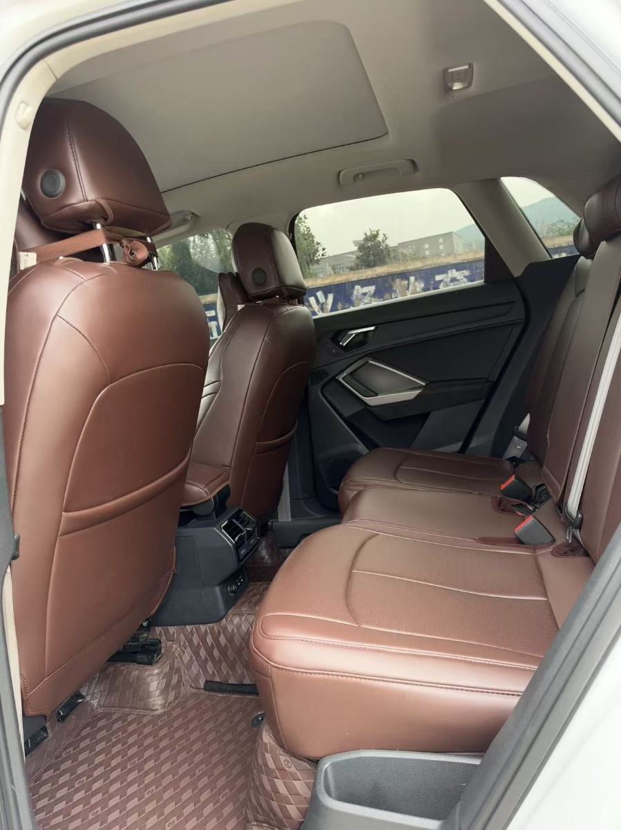 Audi Q3 2019 #4 Audi Q3 2019 car image #4