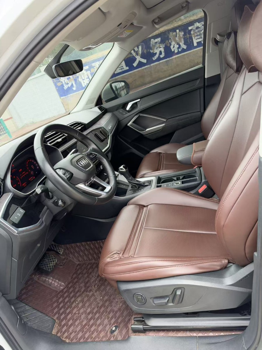 Audi Q3 2019 #6 Audi Q3 2019 car image #6