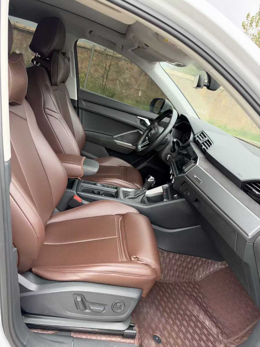Audi Q3 2019 #5 Audi Q3 2019 car image #5