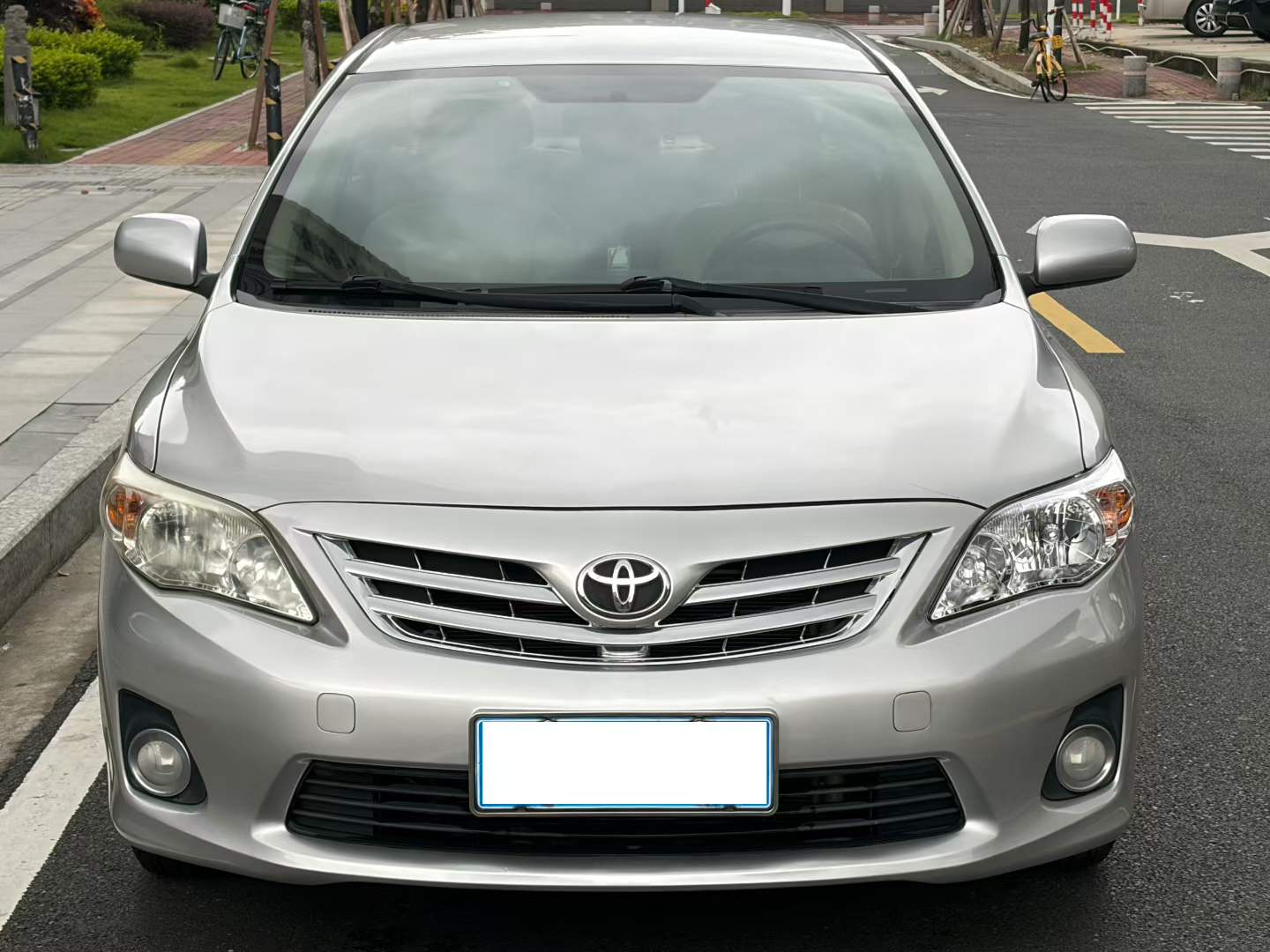 Toyota Corolla 2011 car image #2