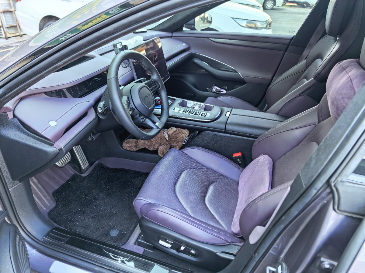 MI SU7 2024 car image #4