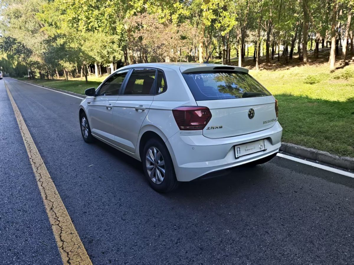 Volkswagen Polo 2019 car image #8