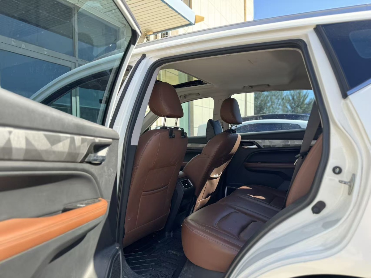 GEELY Vision X6 2022 car image #6