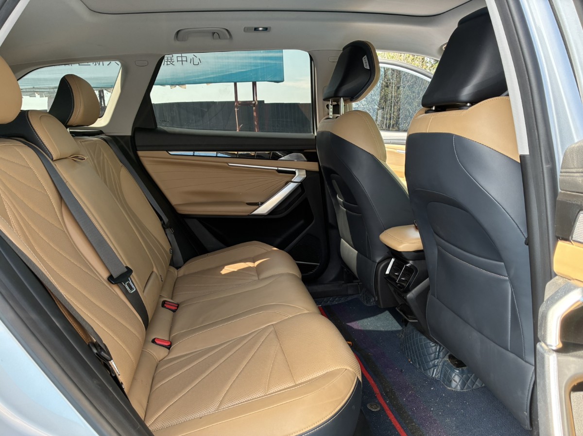 GEELY Boyue L 2022 car image #8