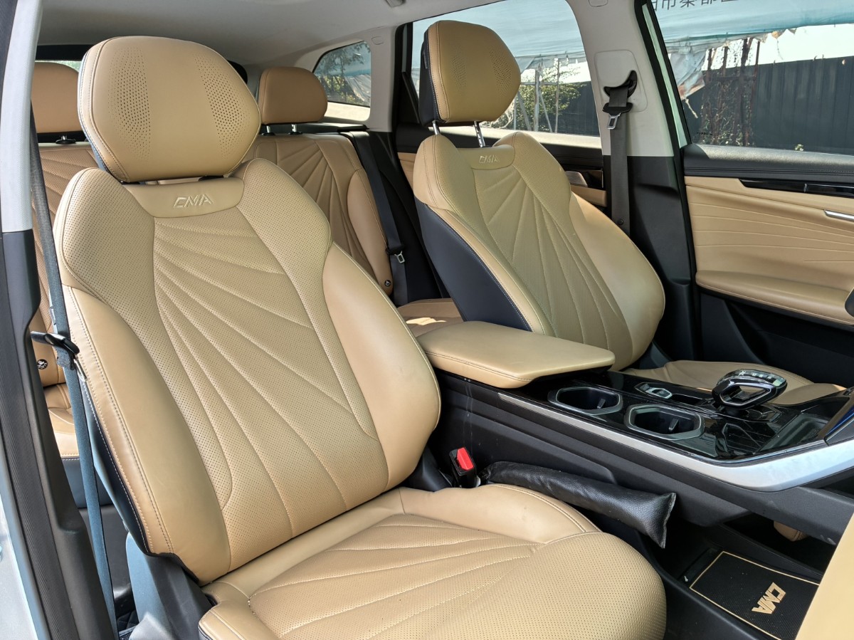 GEELY Boyue L 2022 car image #6