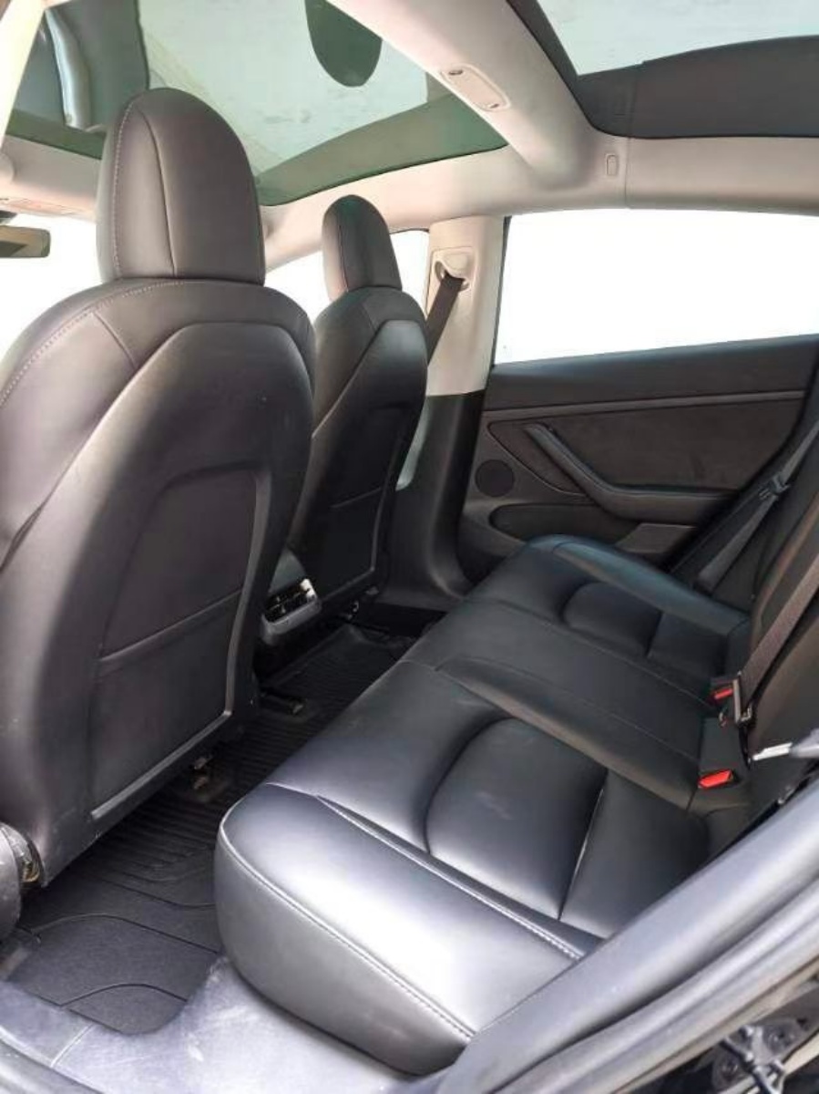 Tesla Model Y 2023 #5 Tesla Model Y 2023 car image #5