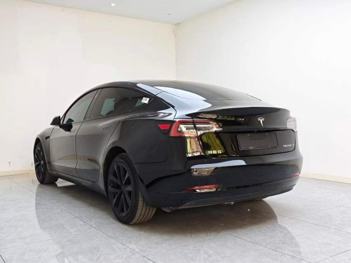 Tesla Model Y 2023 #2 Tesla Model Y 2023 car image #2