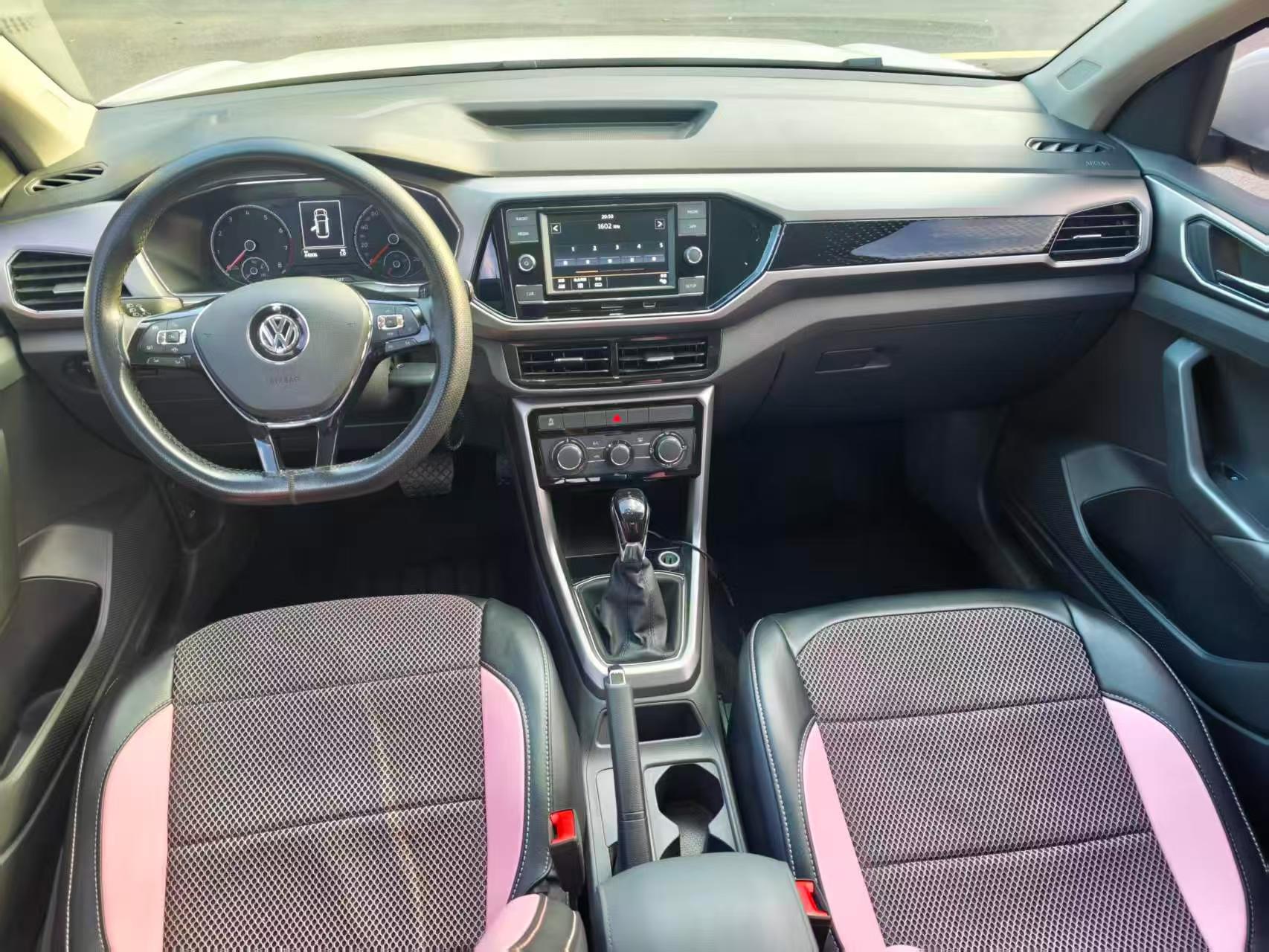 Volkswagen T-Cross 2019 #8 Volkswagen T-Cross 2019 car image #8