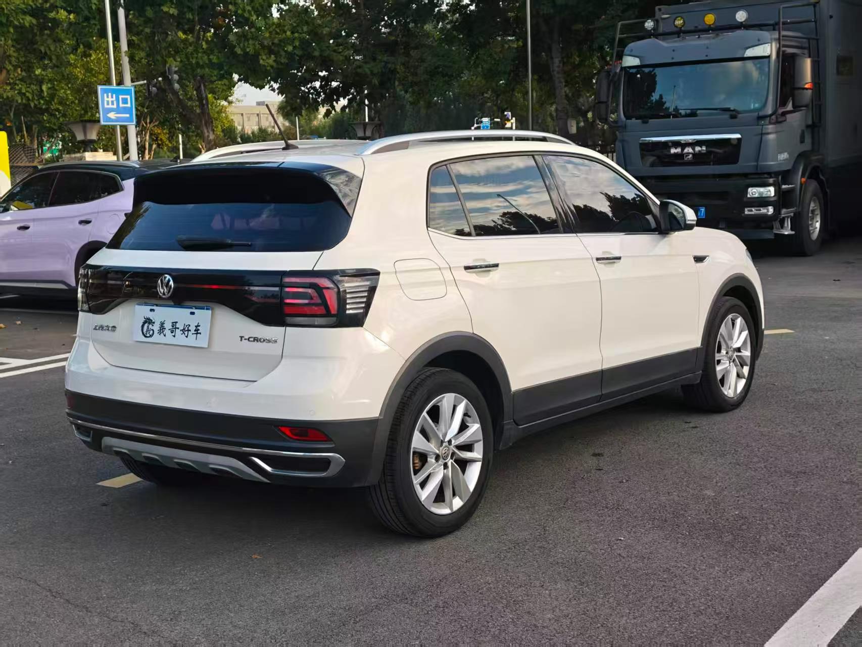 Volkswagen T-Cross 2019 #7 Volkswagen T-Cross 2019 car image #7