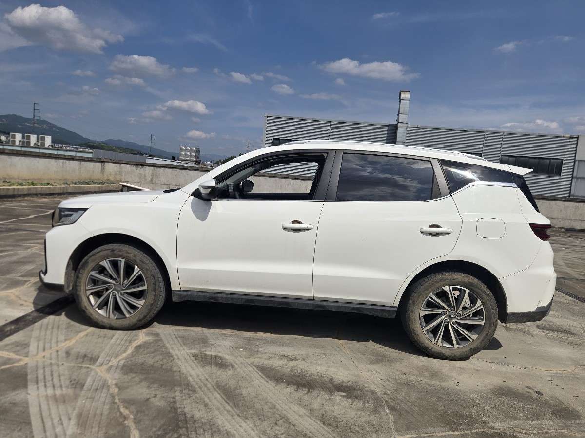 GEELY Vision X6 2023 #5 GEELY Vision X6 2023 car image #5