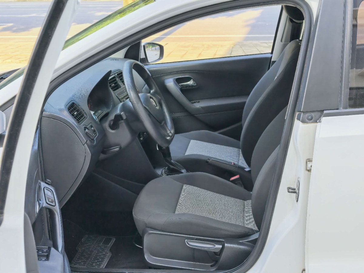 Volkswagen Polo 2016 #4 Volkswagen Polo 2016 car image #4