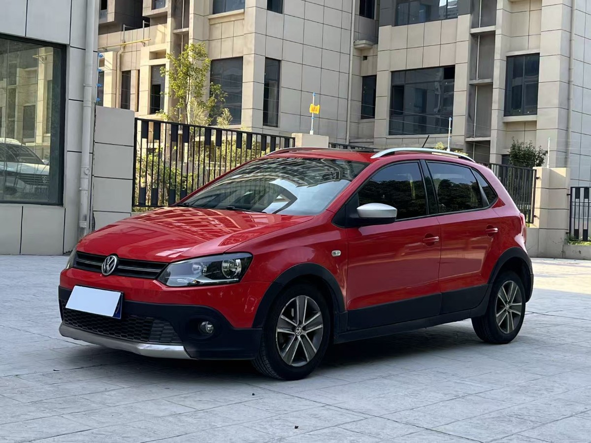 Volkswagen Polo 2012 car image 