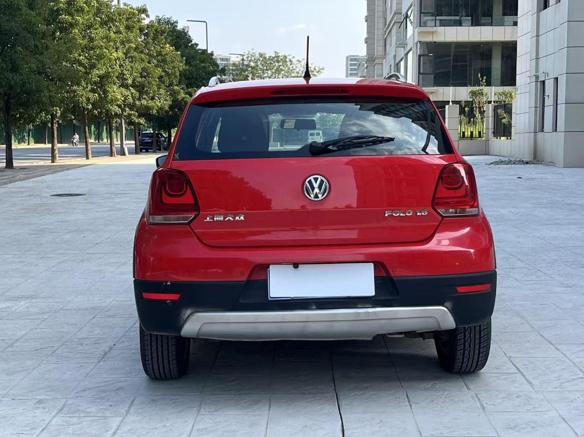 Volkswagen Polo 2012 car image #8