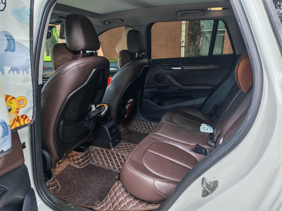 BMW X1 2018 car image #10