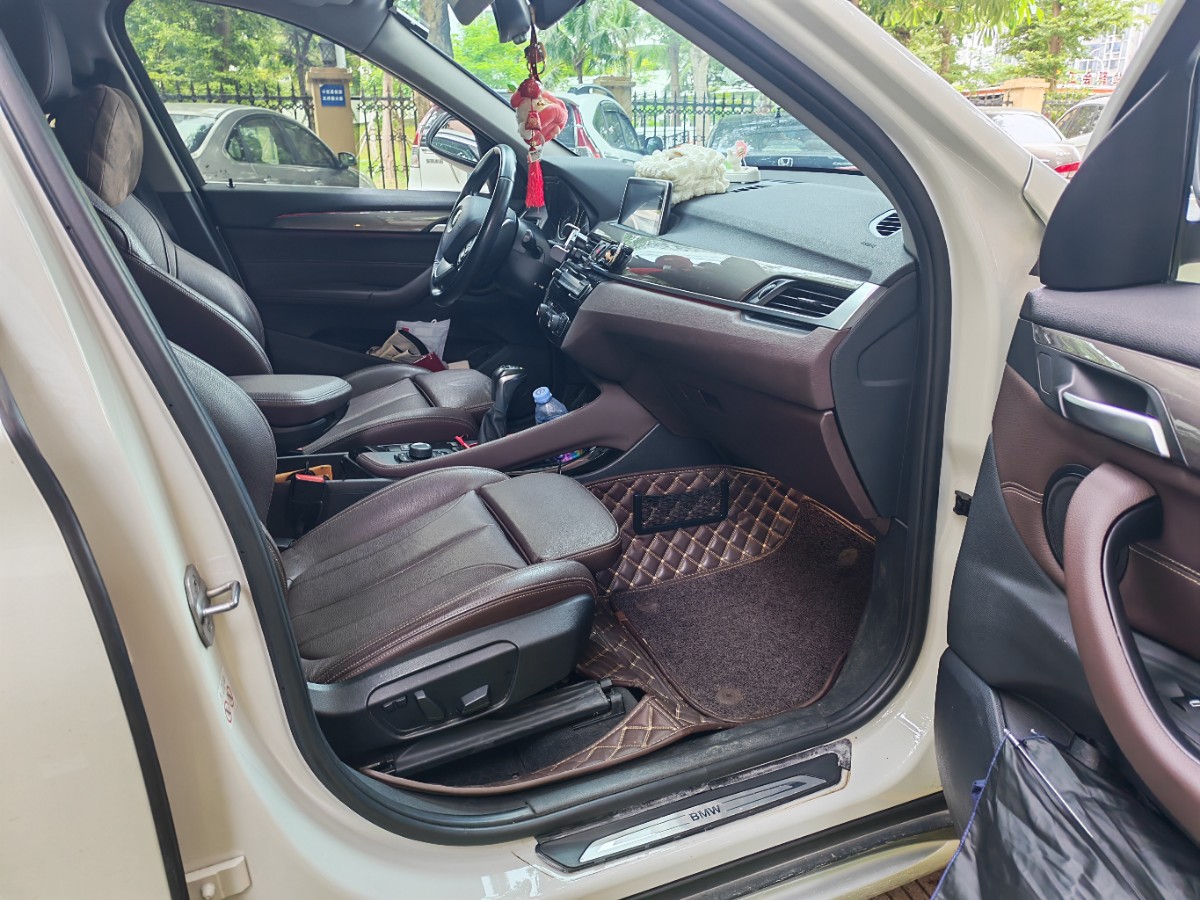 BMW X1 2018 car image #8