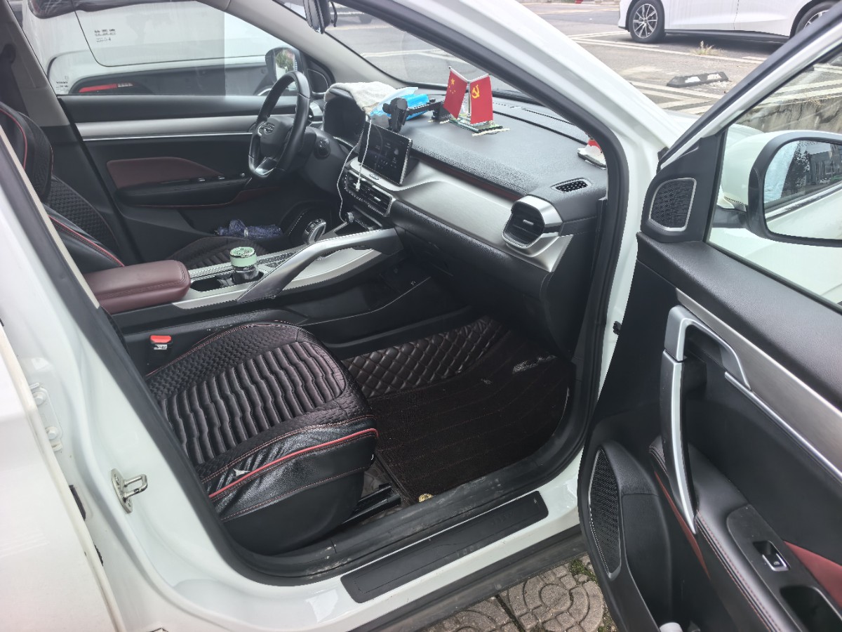 GEELY Coolray 2021 car image #4