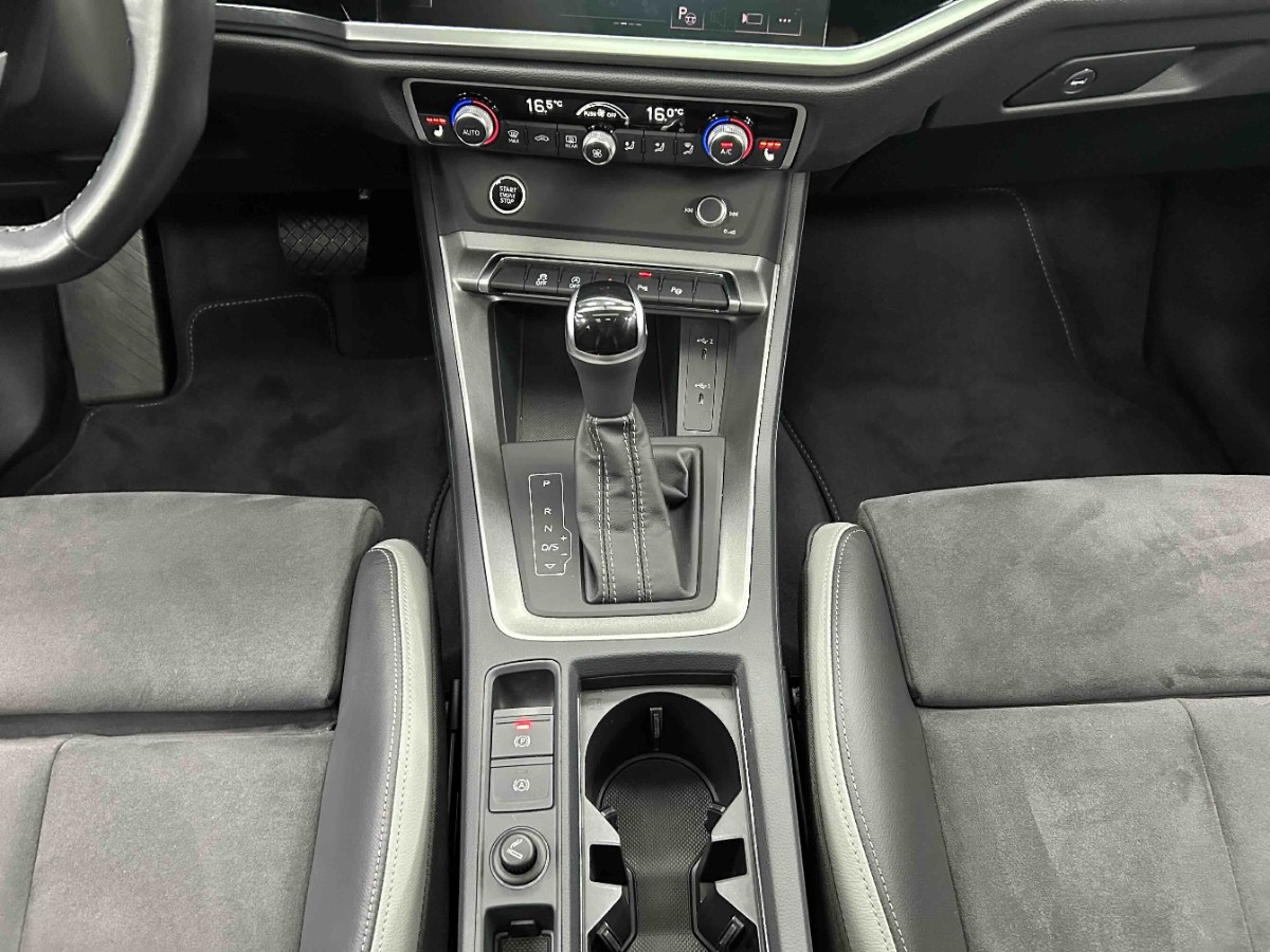Audi Q3 2022 #8 Audi Q3 2022 car image #8