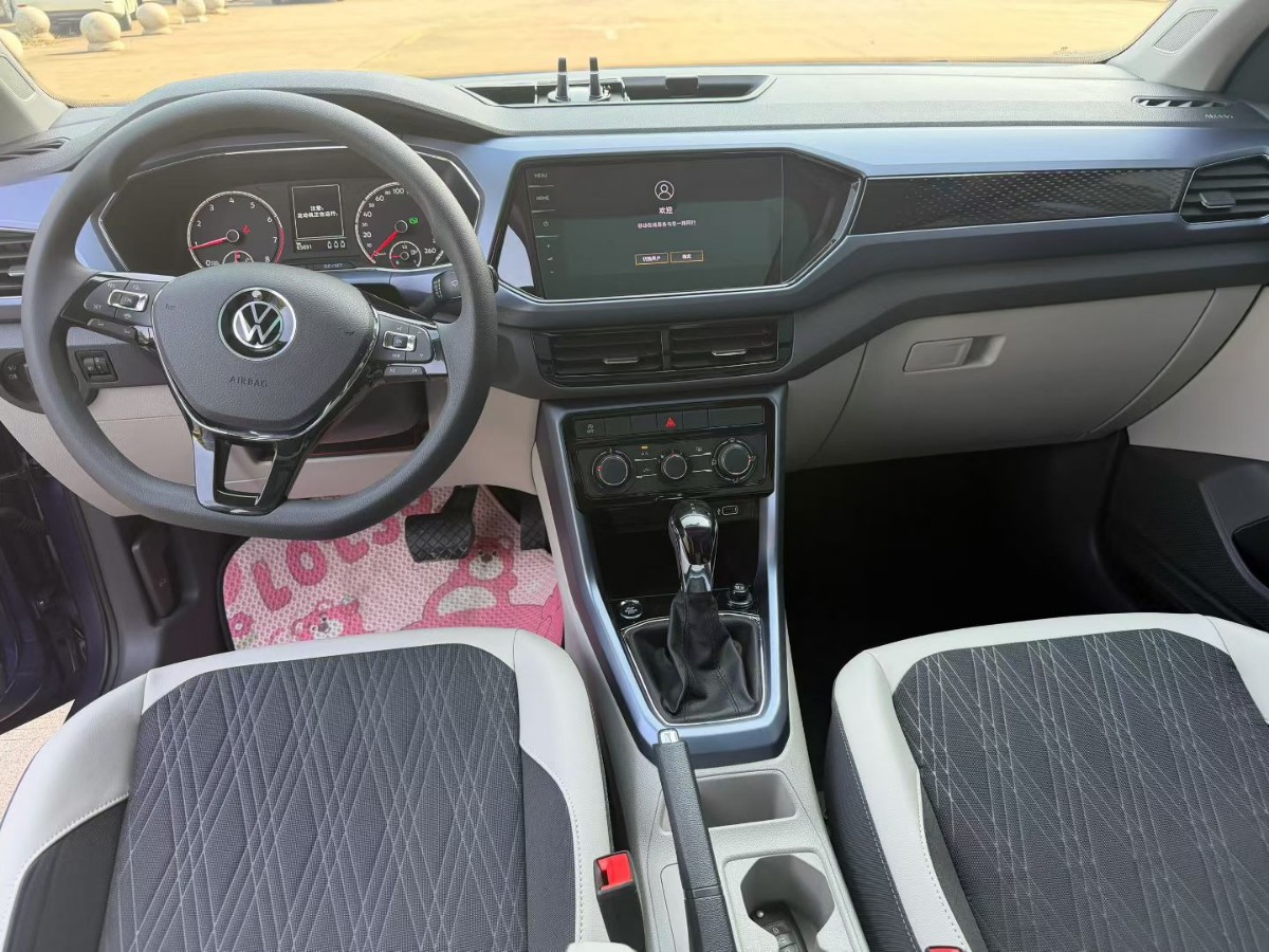 Volkswagen T-Cross 2021 car image #5
