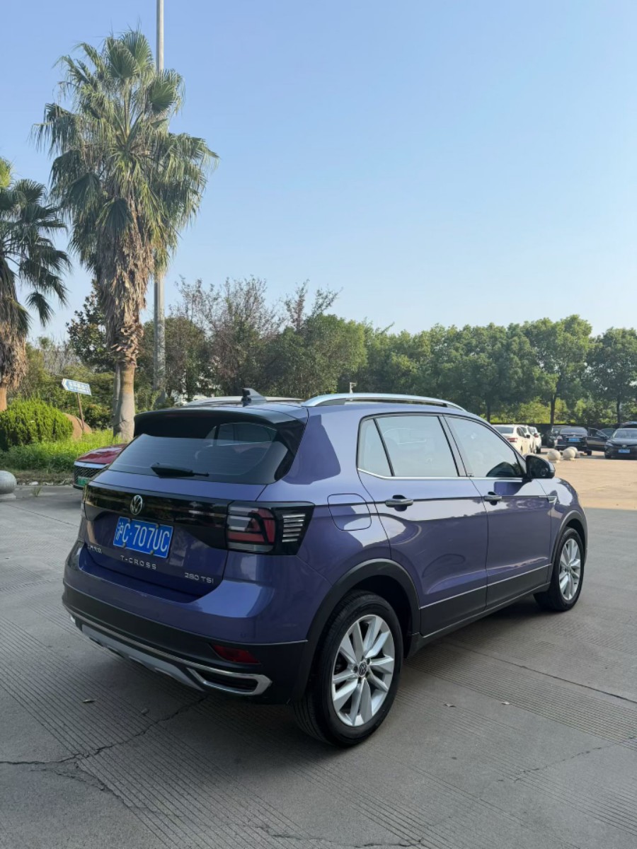Volkswagen T-Cross 2021 car image #8