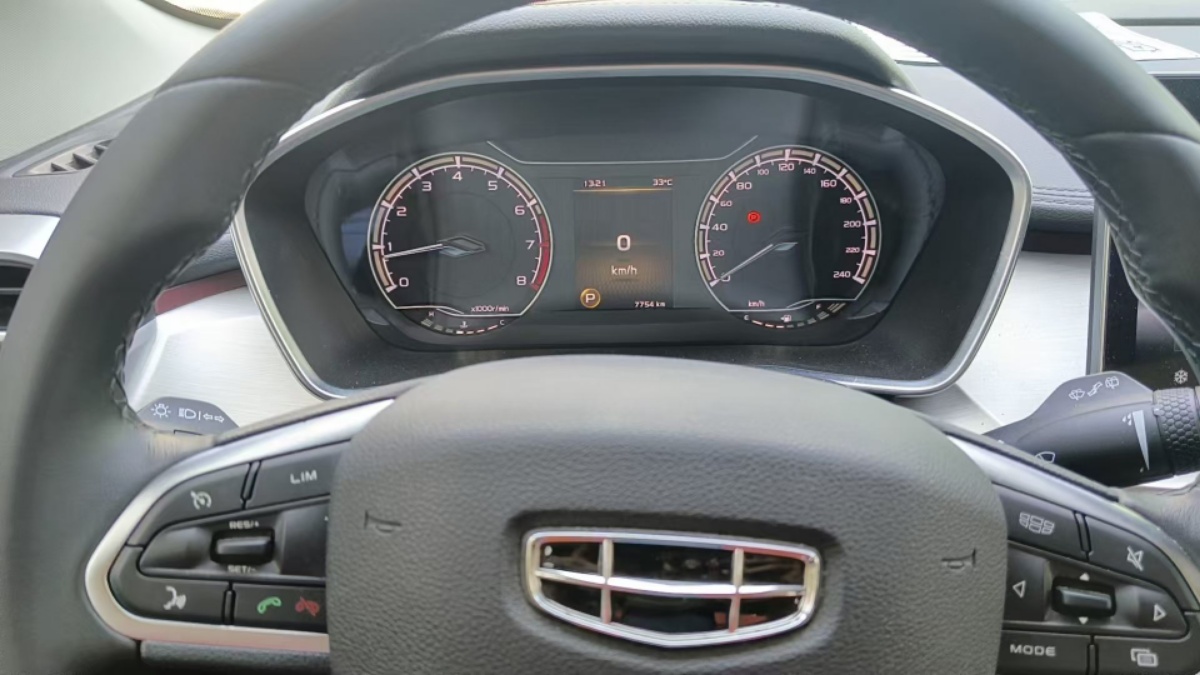 GEELY Coolray 2021 #3 GEELY Coolray 2021 car image #3