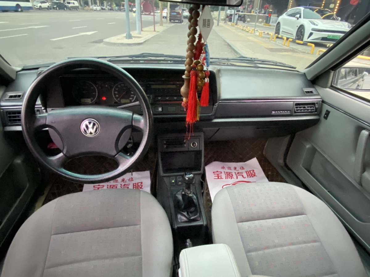 Volkswagen Santana Classic 2012 car image #4