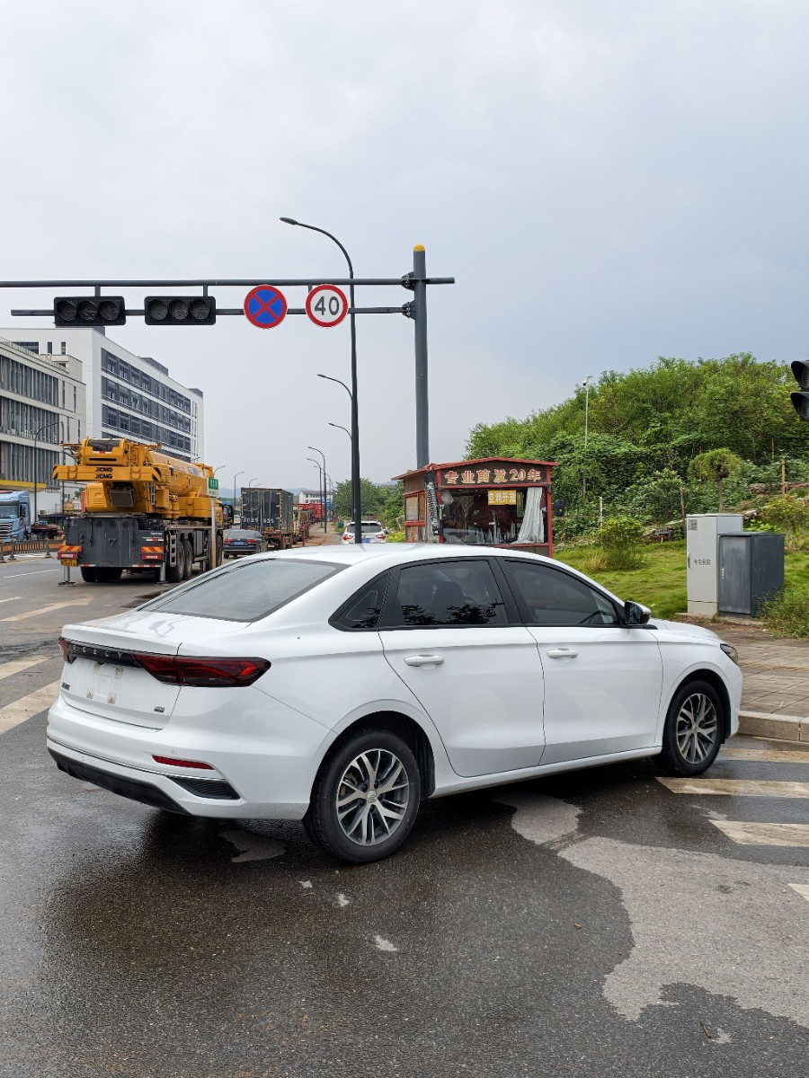 GEELY Emgrand 2025 #9 GEELY Emgrand 2025 car image #9