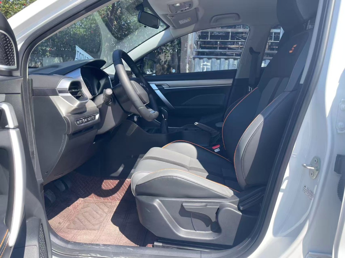 GEELY Coolray 2023 imagem de carro #4