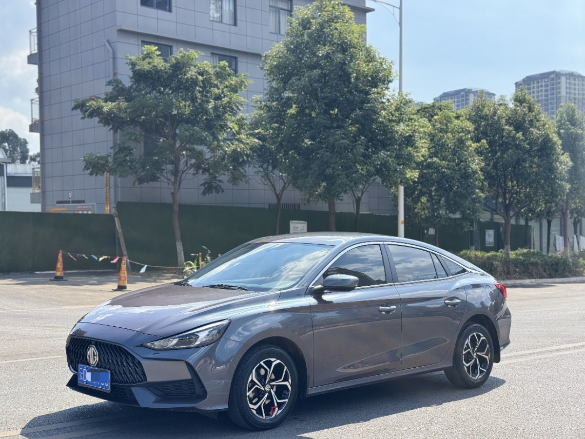 MG 5 2025 MG 5 2025 immagine di auto