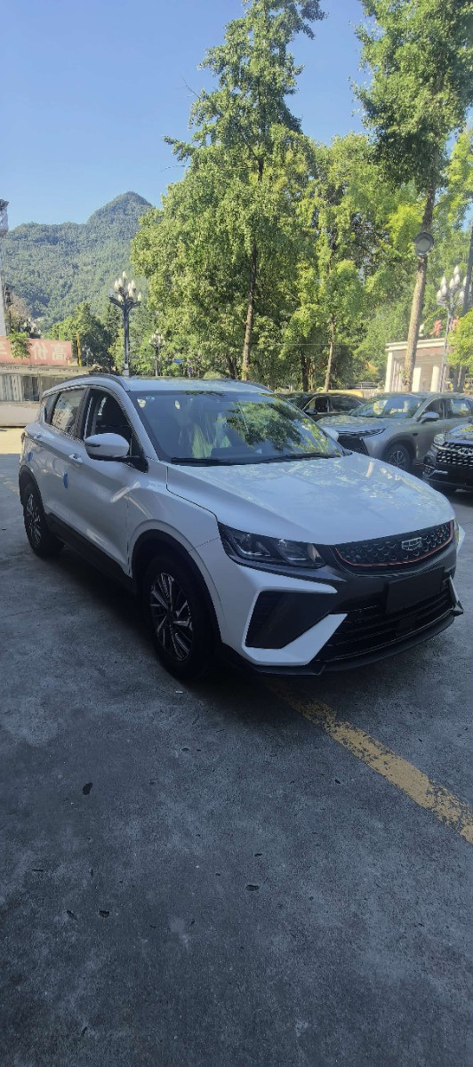 GEELY Coolray 2026 immagine di auto #4
