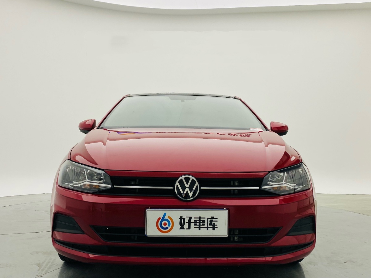 Volkswagen Polo 2021 car image #2