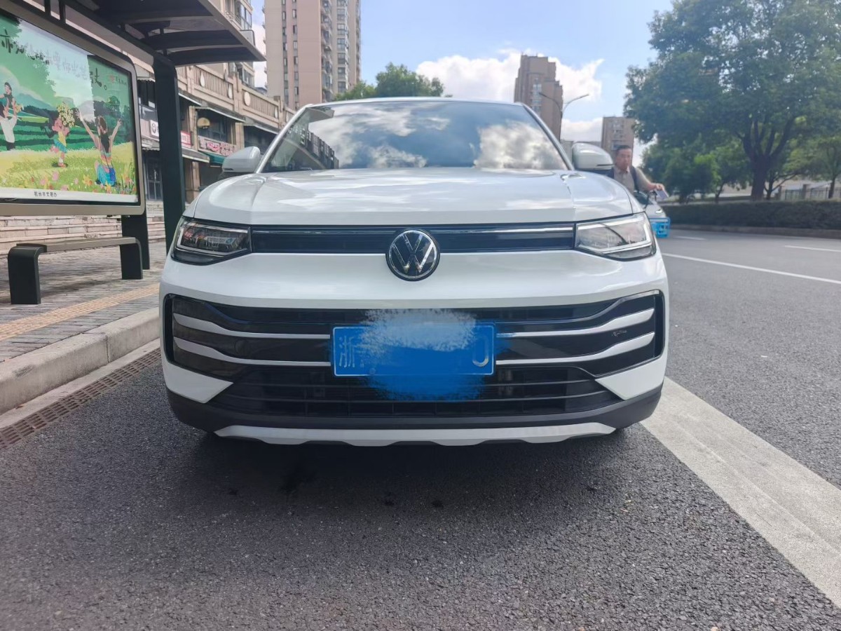Volkswagen Tharu 2024 #2 Volkswagen Tharu 2024 car image #2
