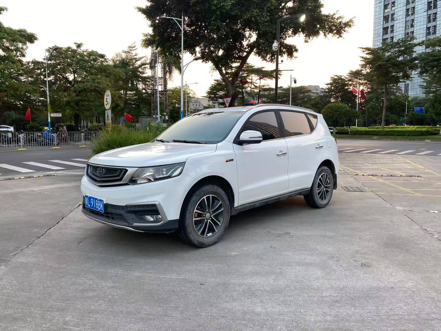 GEELY Vision X6 2019 GEELY Vision X6 2019 صورة سيارة