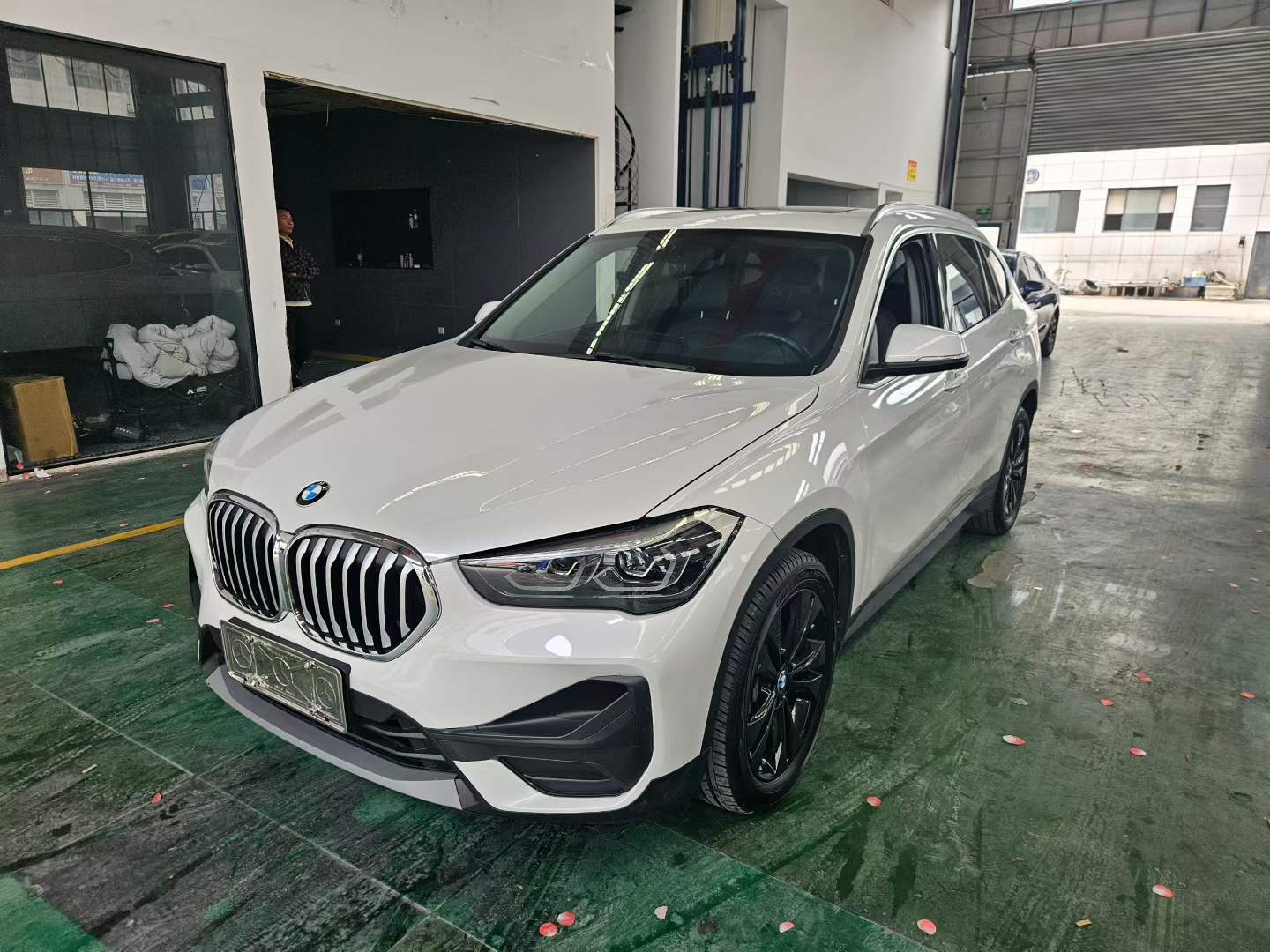 BMW X1 2021 BMW X1 2021 car image