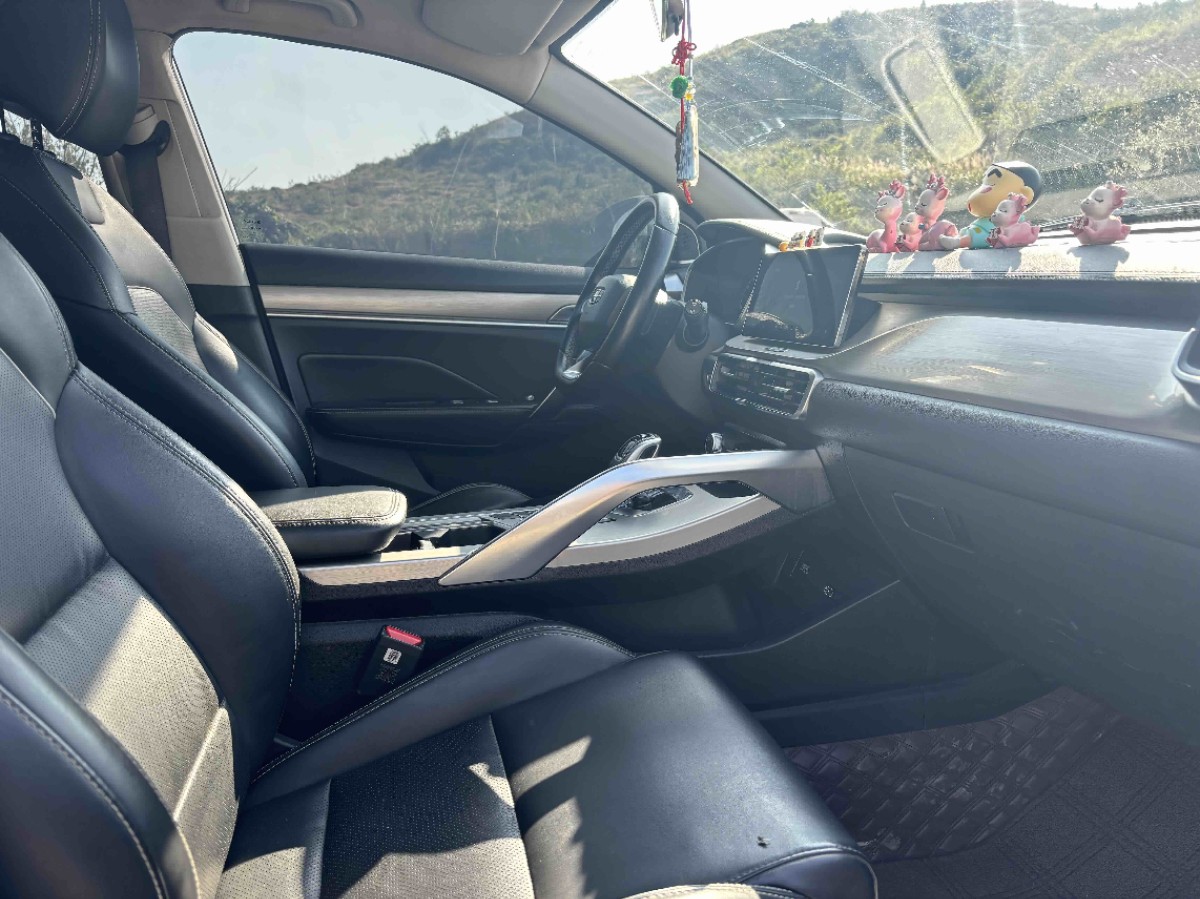 GEELY Coolray 2019 immagine di auto #13