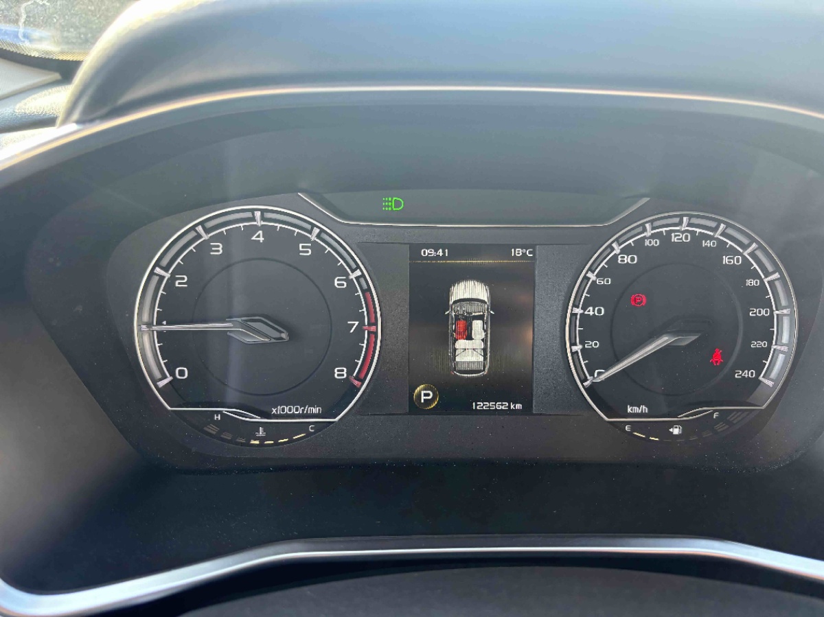 GEELY Coolray 2019 immagine di auto #9