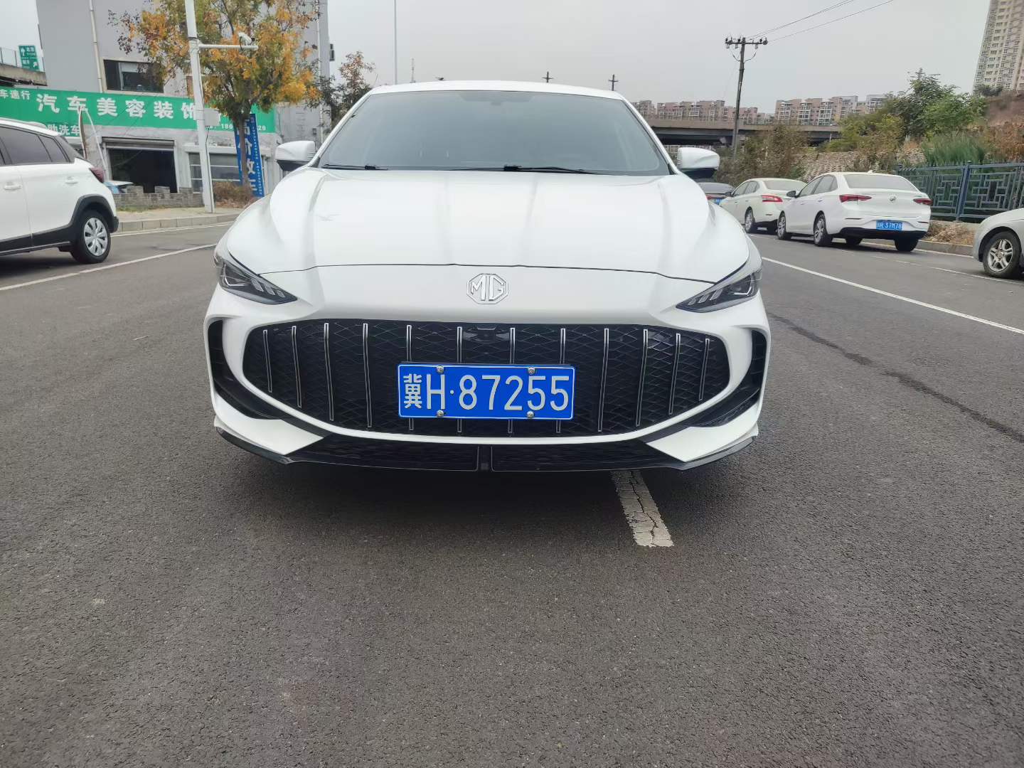 名爵 MG5 2025 名爵 MG5 2025 汽车图片