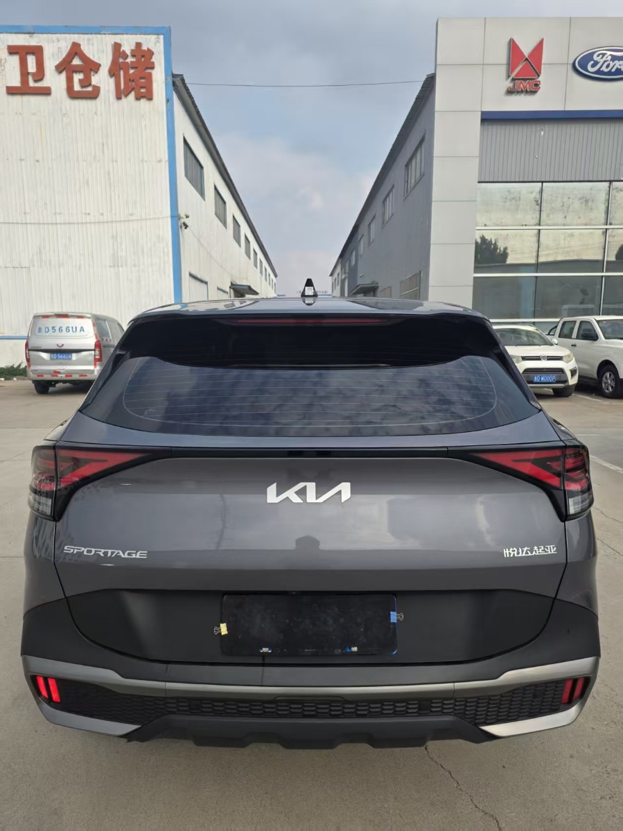 Kia Sportage 2025 car image #3